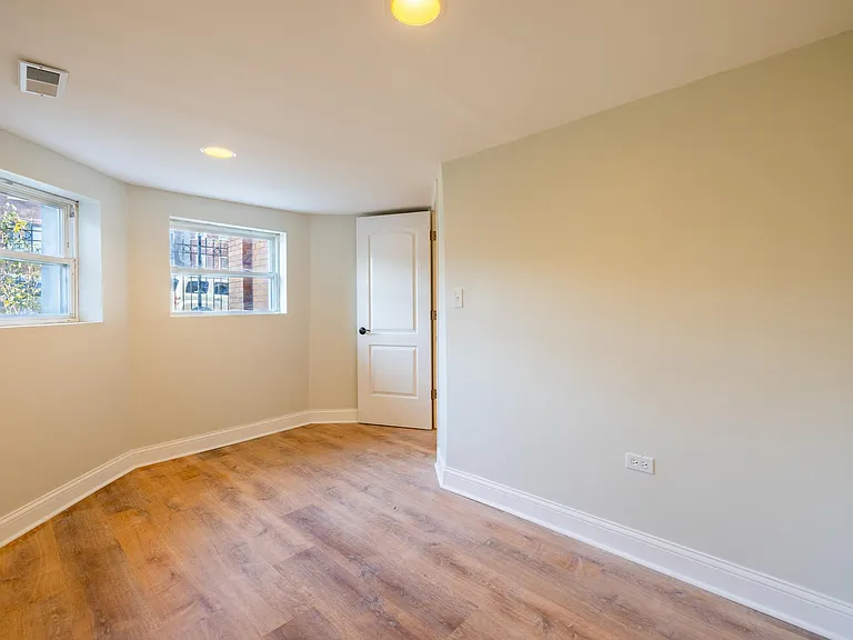 2235 N Springfield Ave #G — Photo 7