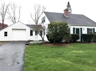 185 Old Post Rd, North Attleboro, MA 02760