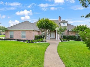 9206 Lake Forest Ct N, College Station, TX 77845