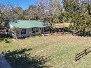 962 Highway 50, Ladonia, TX 75449