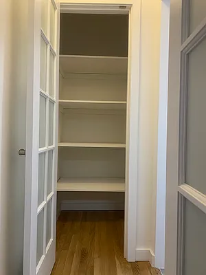 Rented by Buchbinder & Warren | media 6