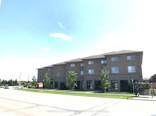 904 Paisley Rd #108, Guelph, ON N1K 0C6