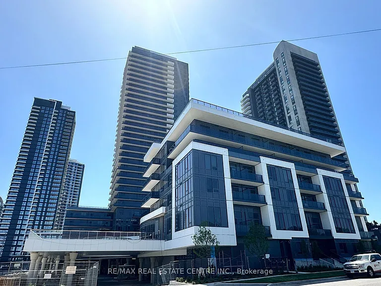 Hurontario St — Photo 1