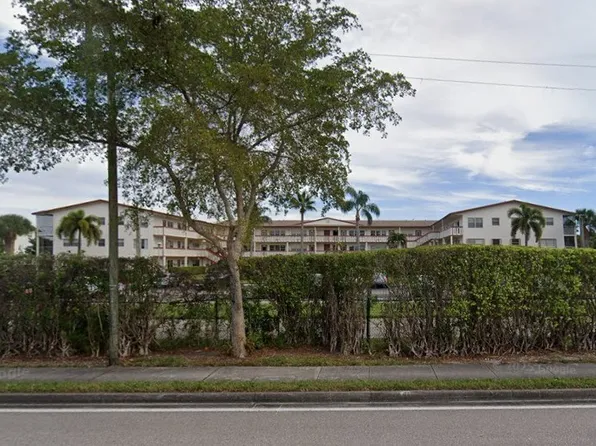 56 Brighton Dr #B, Boca Raton, FL 33434