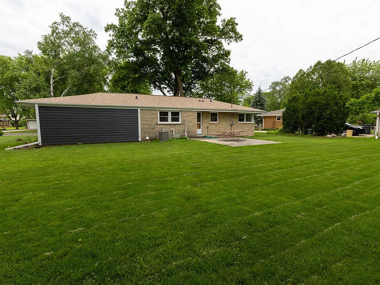 11120 W Mallory Ave — Photo 7