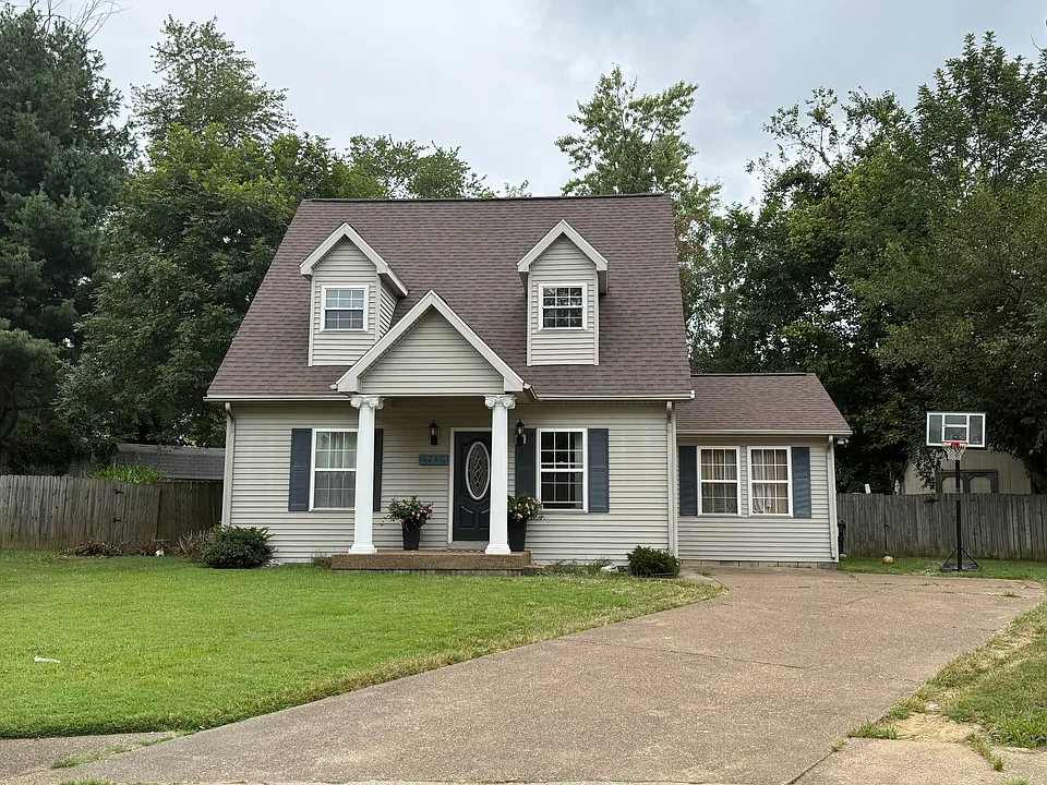 4786 Elizabeth Ln