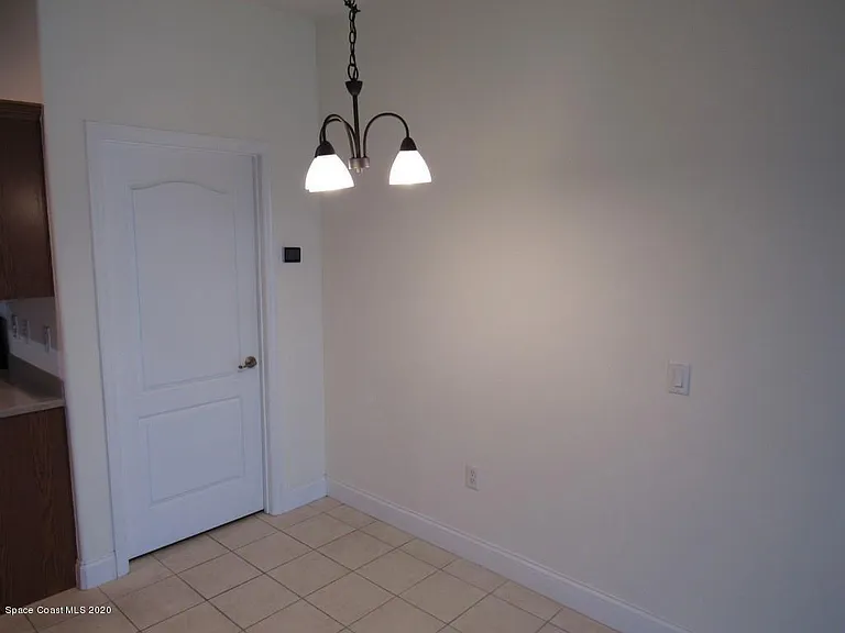 1741 Bridgeport Cir — Photo 19