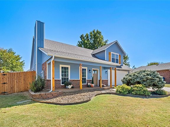 3rd image of 2712 Pleasant View Ln