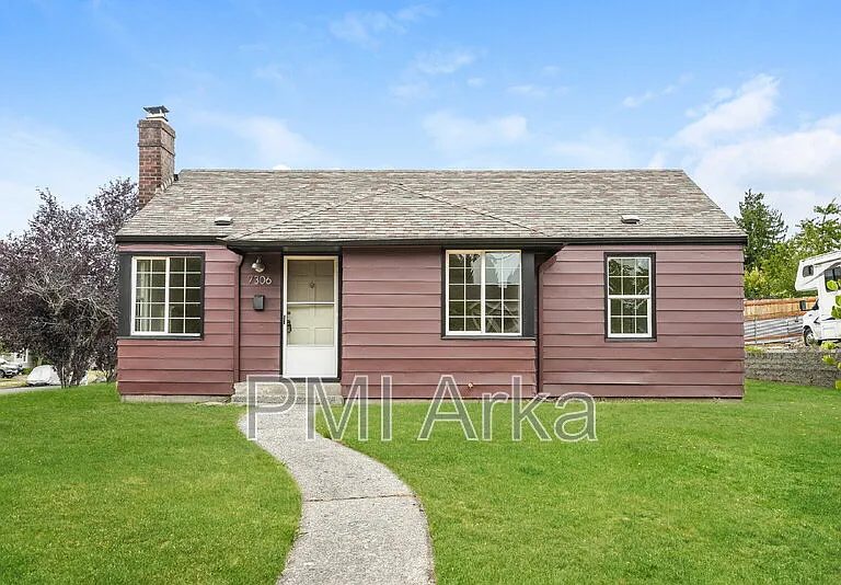7306 S 115th St — Photo 1