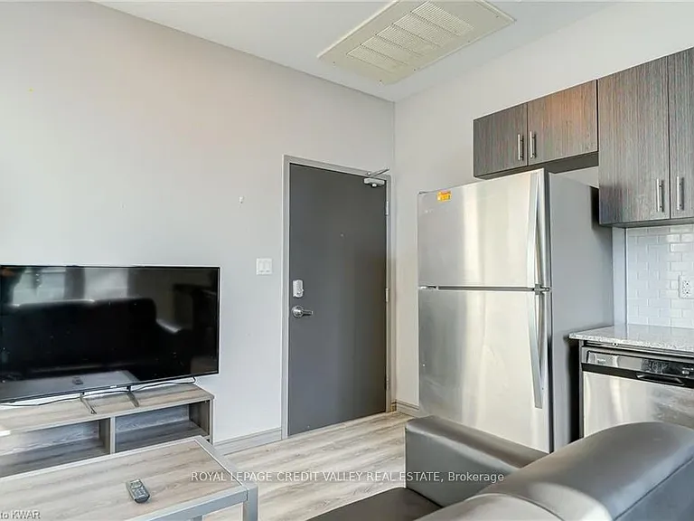 275 Larch St #F104 — Photo 3