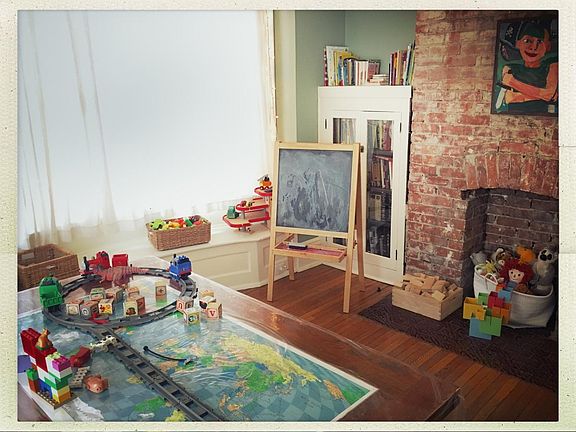 Front room/playroom