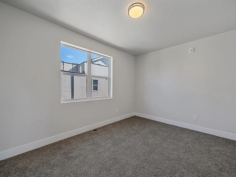 1320 Benton St — Photo 13