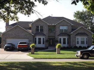 2324 E Rahn Rd, Dayton, OH 45440