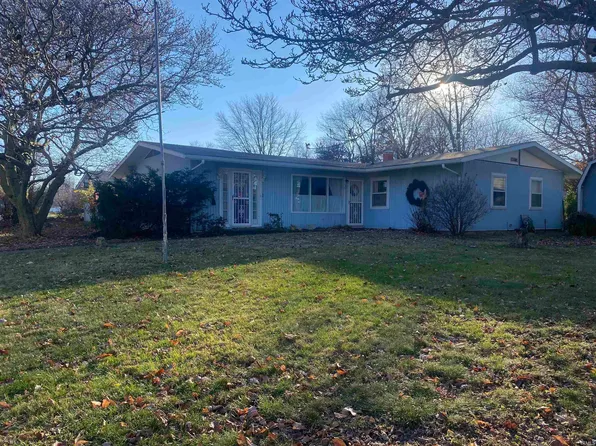 701 Parkway Dr, Logansport, IN 46947