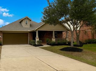 8235 Aleppo Pine Ln, Cypress, TX 77433