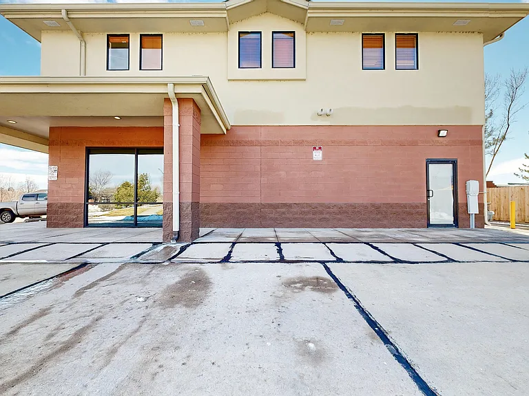 1027 Eagle Dr — Photo 33
