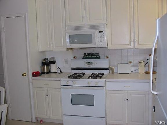 5th image of 11675 Jaquetta Ct