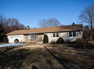 20 Sherwood Dr, Longmeadow, MA 01106