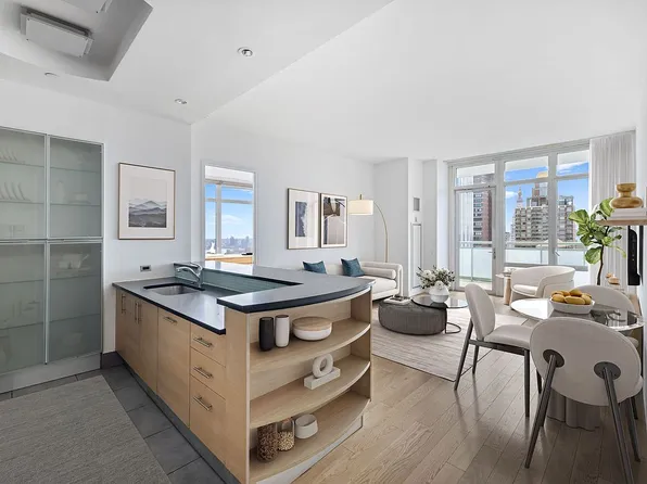 325 5th Ave APT 32E, New York, NY 10016