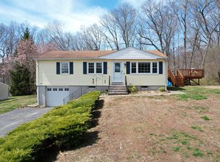27 Marc Dr, Wallingford, CT 06492