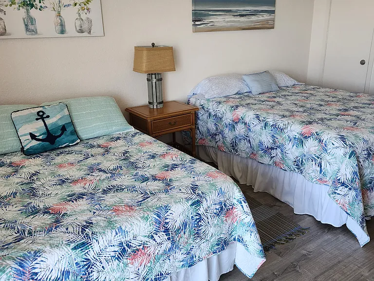 Queen and Double size beds in 2nd bedroom