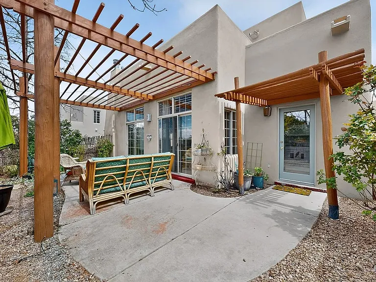 4120 Whispering Wing Rd — Photo 38