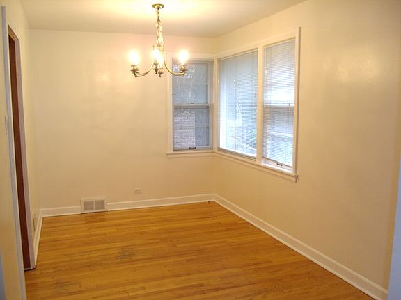 3rd image of 3619 Hollywood Ave