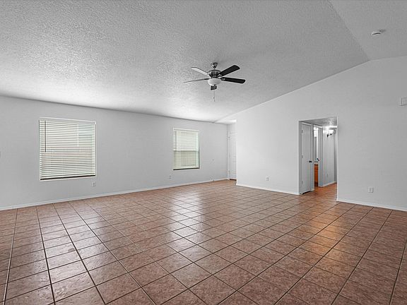 4th image of 3798 Cattle Dr NE