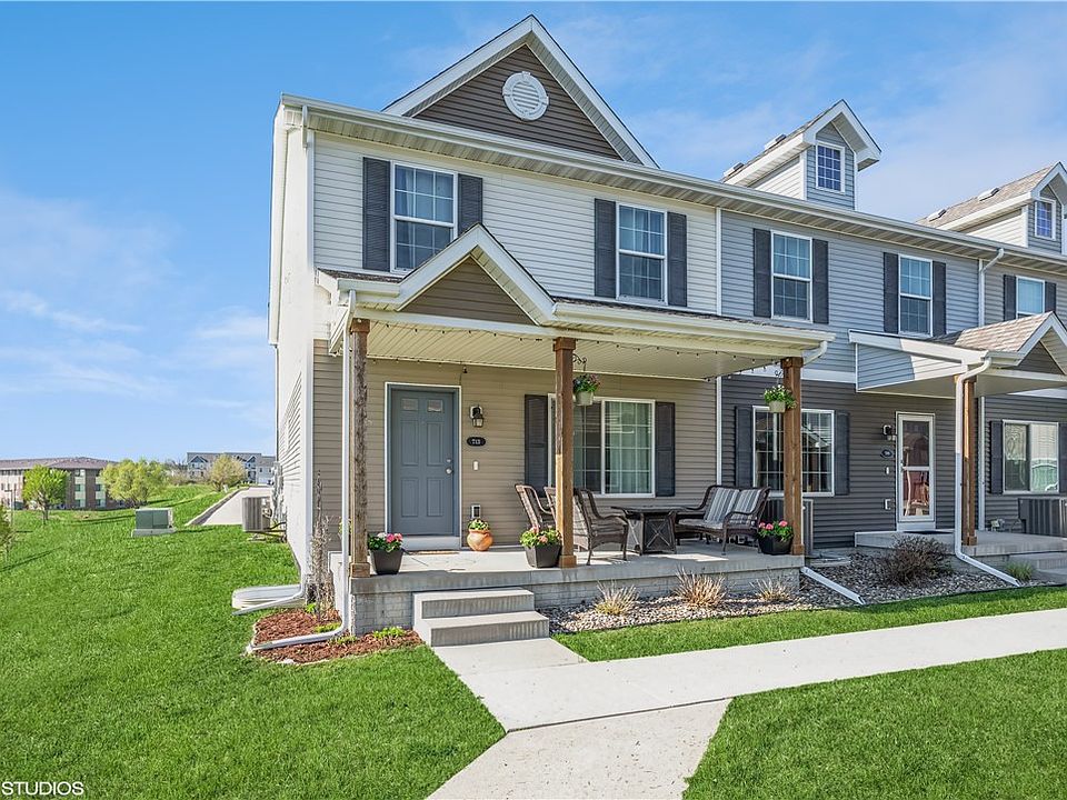 1st image of 713 Canterbury Pl