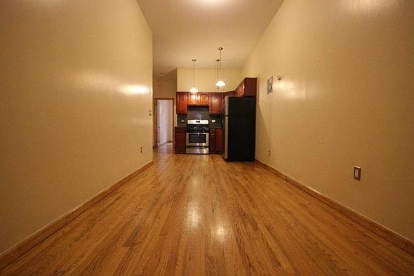 1st image of 304 Stanhope St #L2