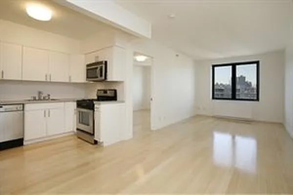 Rented by Douglas Elliman | media 3