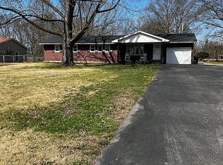 2221 S Morley St, Moberly, MO 65270
