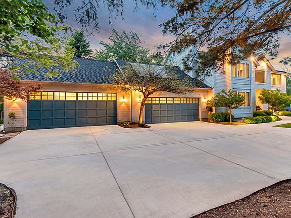 4th image of 23 Altawood Ln