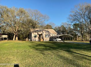 15526 Omas Rd, Vancleave, MS 39565