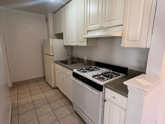 4th image of 14470 41st Ave #112