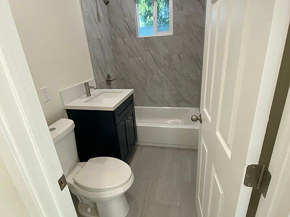 5th image of 6712 Santa Fe Ave #6714A