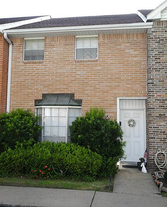 1st image of 6683 De Moss Dr