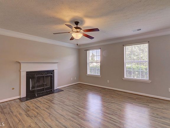 5th image of 79 Lakesprings Dr
