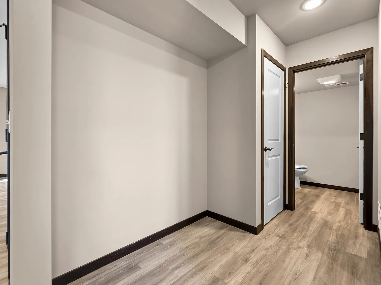 430 Cimarron Dr — Photo 2