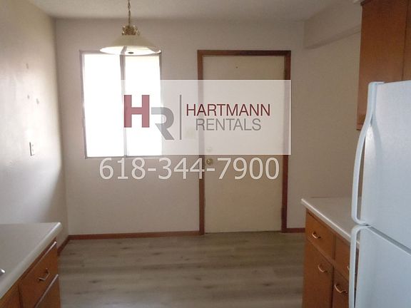 2nd image of 214 E Church St APT 20