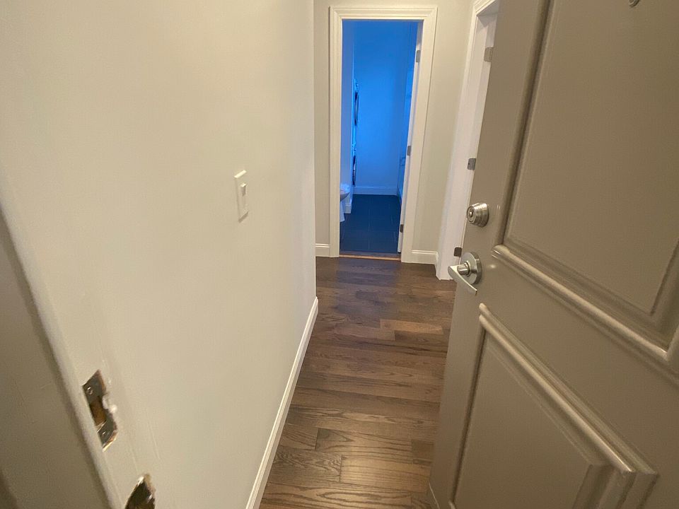 1st image of 55 Queensberry St APT 15