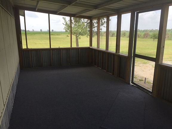 3rd image of 5294 Black Bayou Road