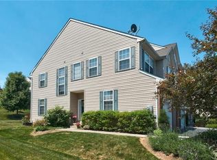 5250 Dartmouth Dr, Macungie, PA