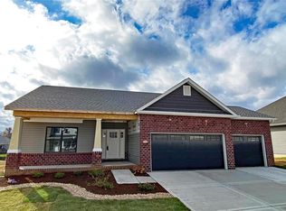 712 Merrifields Dr, O Fallon, IL 62269