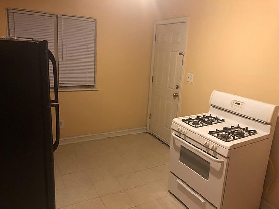 4th image of 18014 Wentworth Ave APT 5