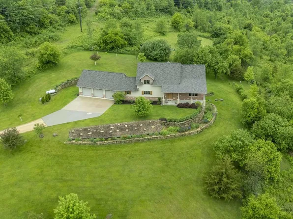 N9076 Highway 78, Blanchardville, WI 53516