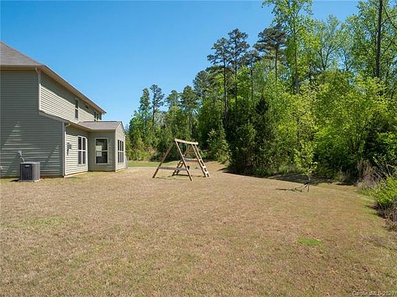 4th image of 4017 Kestrel Ln