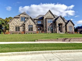 6930 N Purdy Pkwy, Appleton, WI 54913