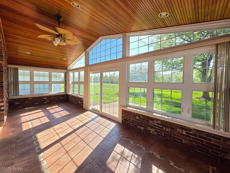 7500 Quarry Rd #C — Photo 10