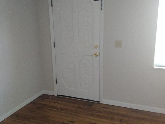 4th image of 1309 Fairway Ave